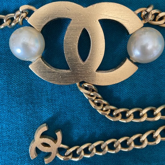 Vintage Interlocking CC Logo Waist Belt - Picture 2 of 11